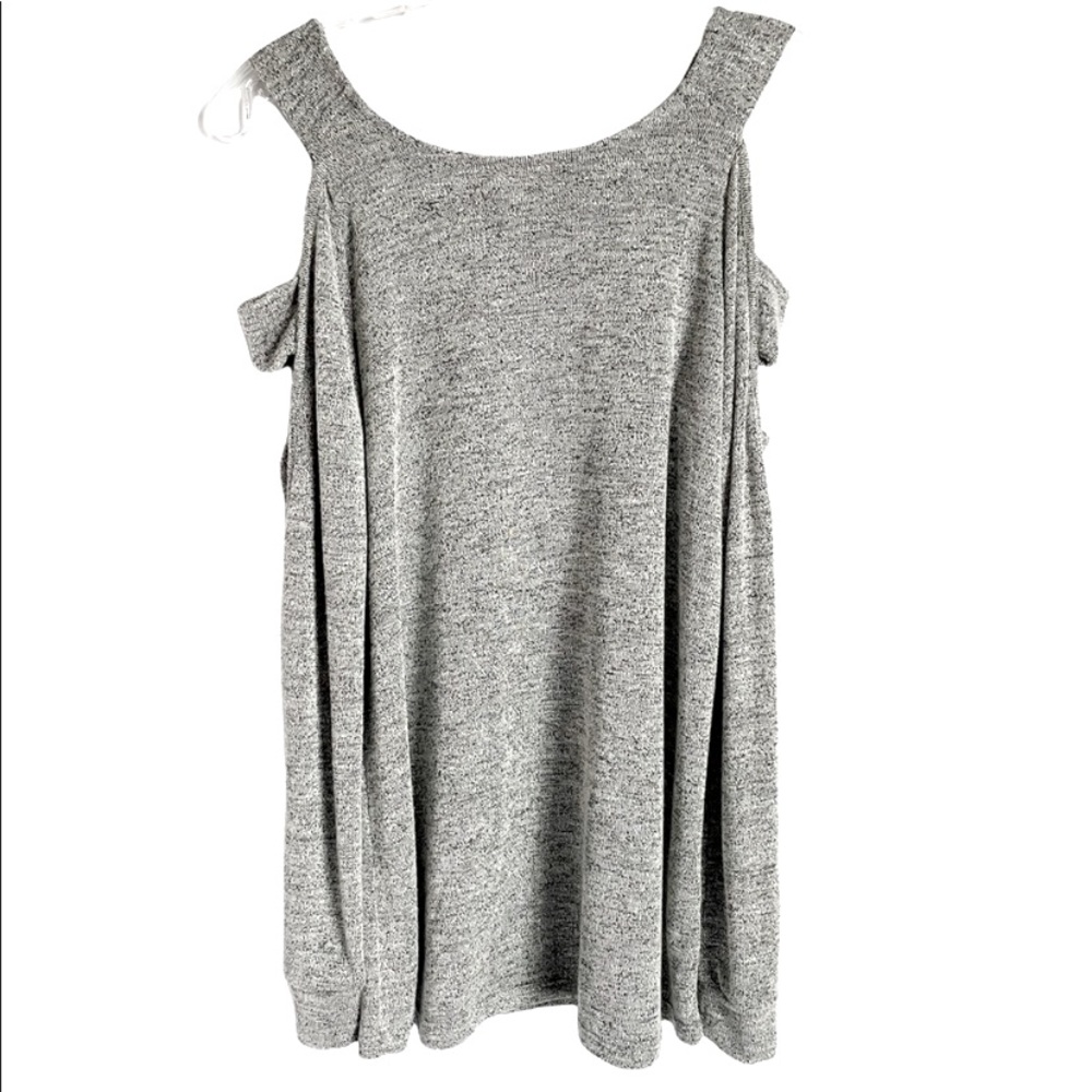 ⭐️ Pink Republic Gray Heather Light Sweater Like Open Shoulder Shirt Blouse Top